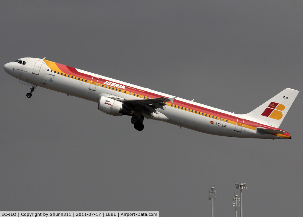 EC-ILO, 2002 Airbus A321-211 C/N 1681, Taking off from rwy 25L