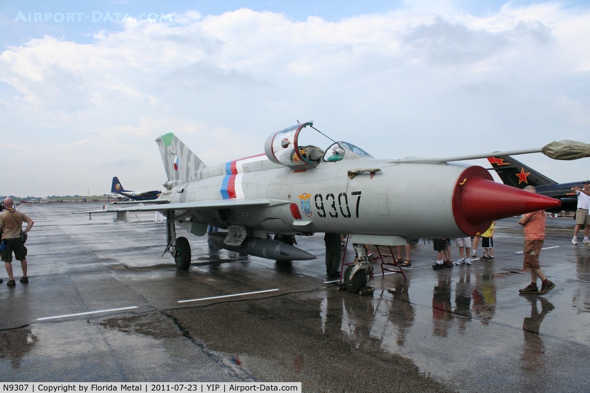 N9307, 1975 Mikoyan-Gurevich MiG-21MF C/N 96004307, Mig-21