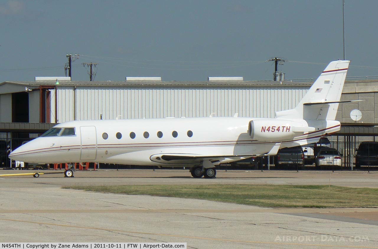 N454TH, 2004 Israel Aircraft Industries GULFSTREAM 200 C/N 096, At Meacham Field - Fort Worth, TX