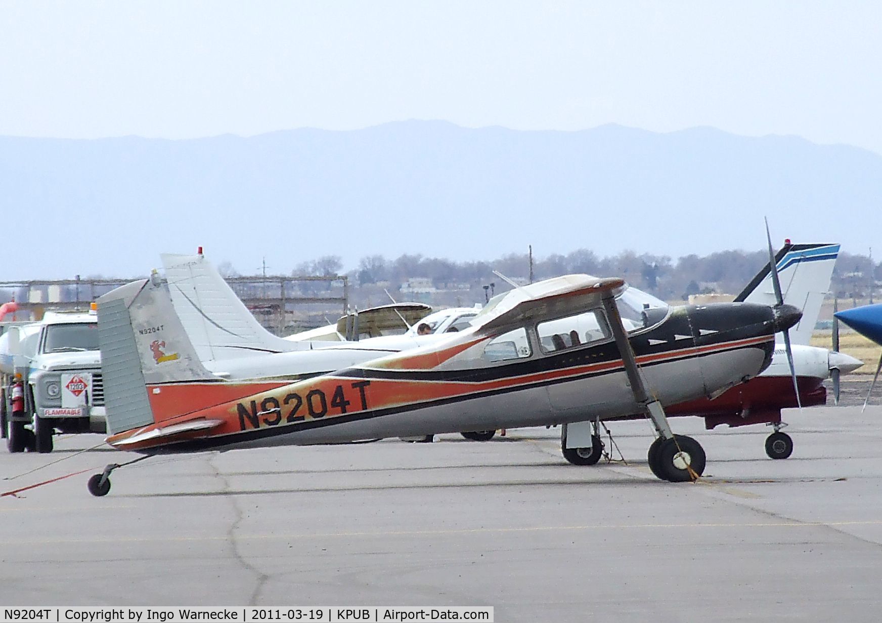 N9204T, 1960 Cessna 180C C/N 50704, Cessna 180C Skywagon at Pueblo Memorial airport, Pueblo CO
