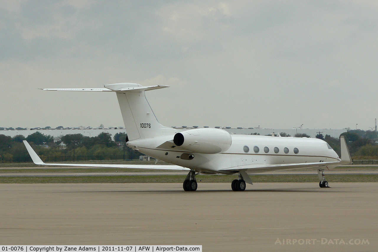 01-0076, 2001 Gulfstream Aerospace C-37A (G-V) C/N 645, At Alliance Airport - Fort Worth, TX