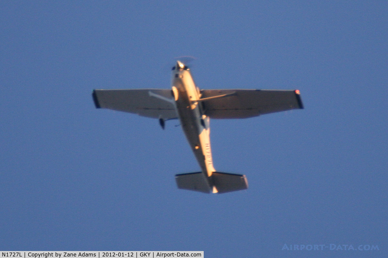 N1727L, 2007 Cessna T206H Turbo Stationair C/N T20608791, Spotted circling over the neighborhood early one morning....
