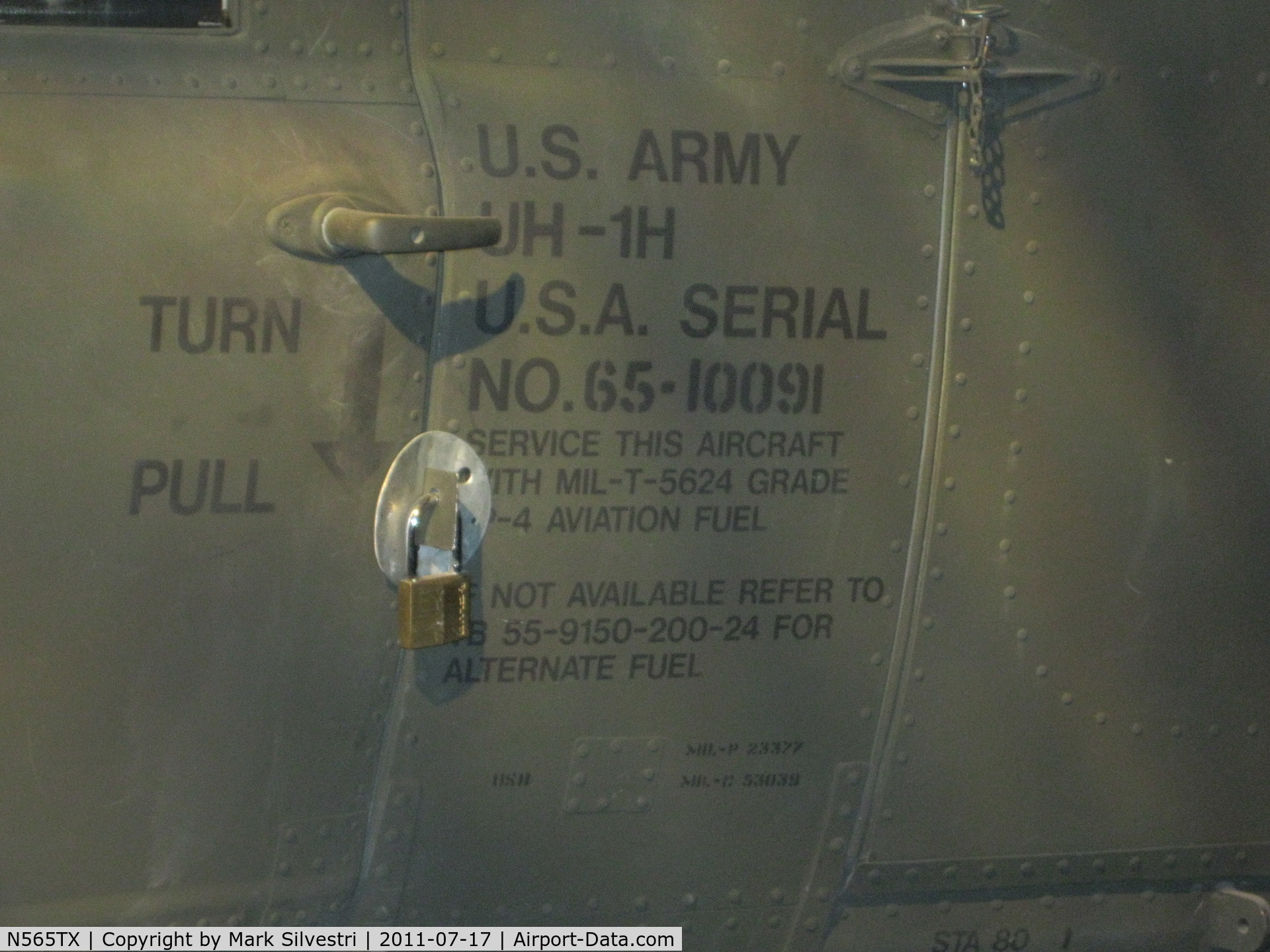 N565TX, 1965 Bell UH-1H C/N 65-10091, National Museum of American History