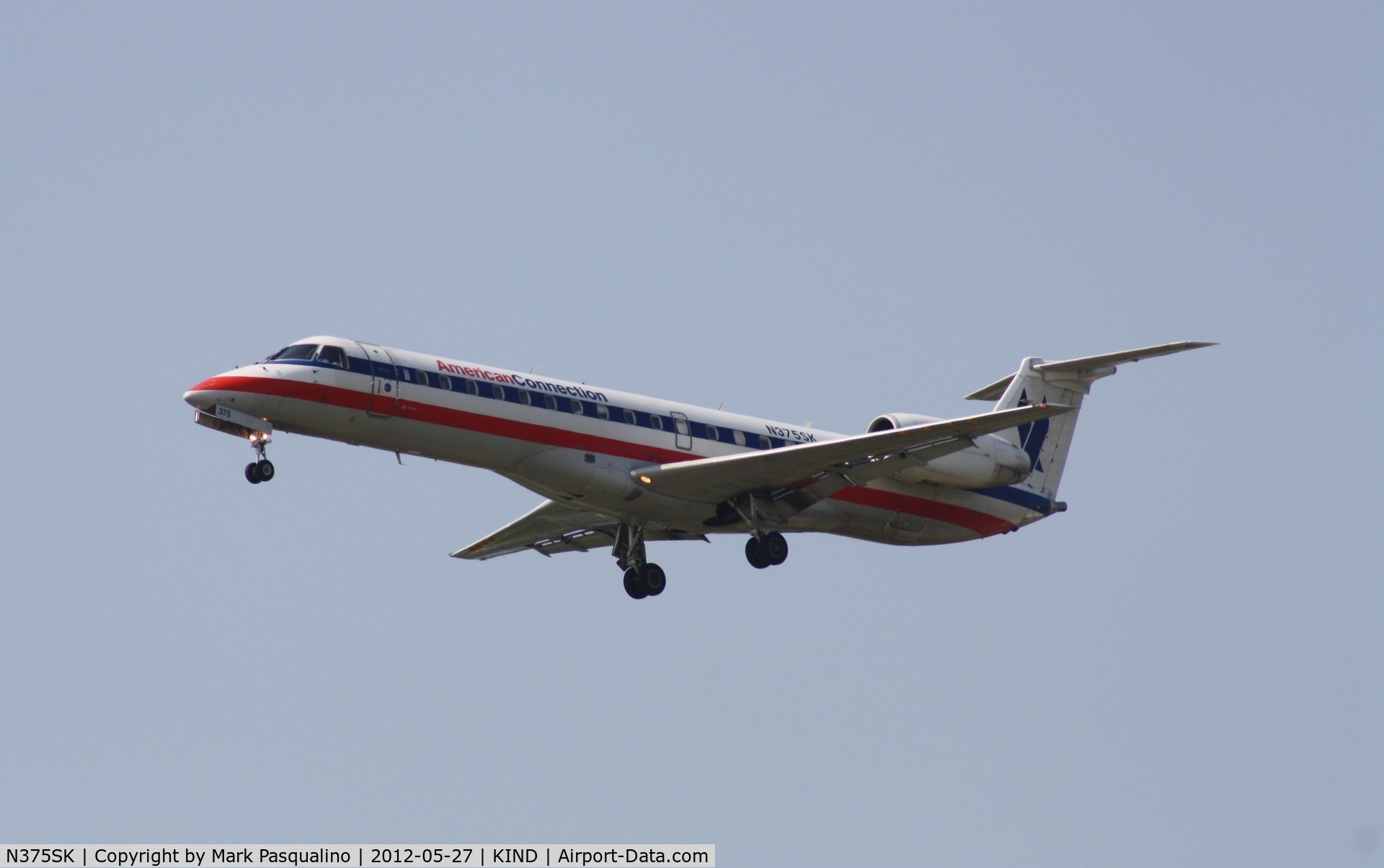 N375SK, 2002 Embraer ERJ-140LR (EMB-135KL) C/N 145569, EMB-135KL