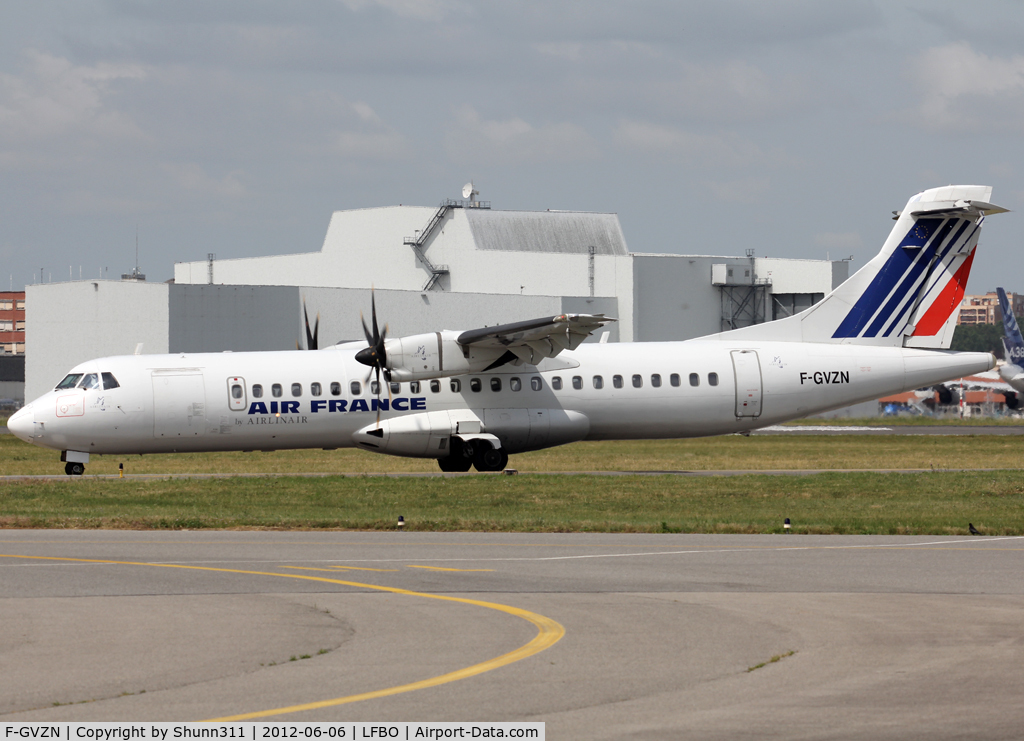F-GVZN, 1998 ATR 72-212A C/N 563, Taxiing holding point rwy 32R in Air France c/s