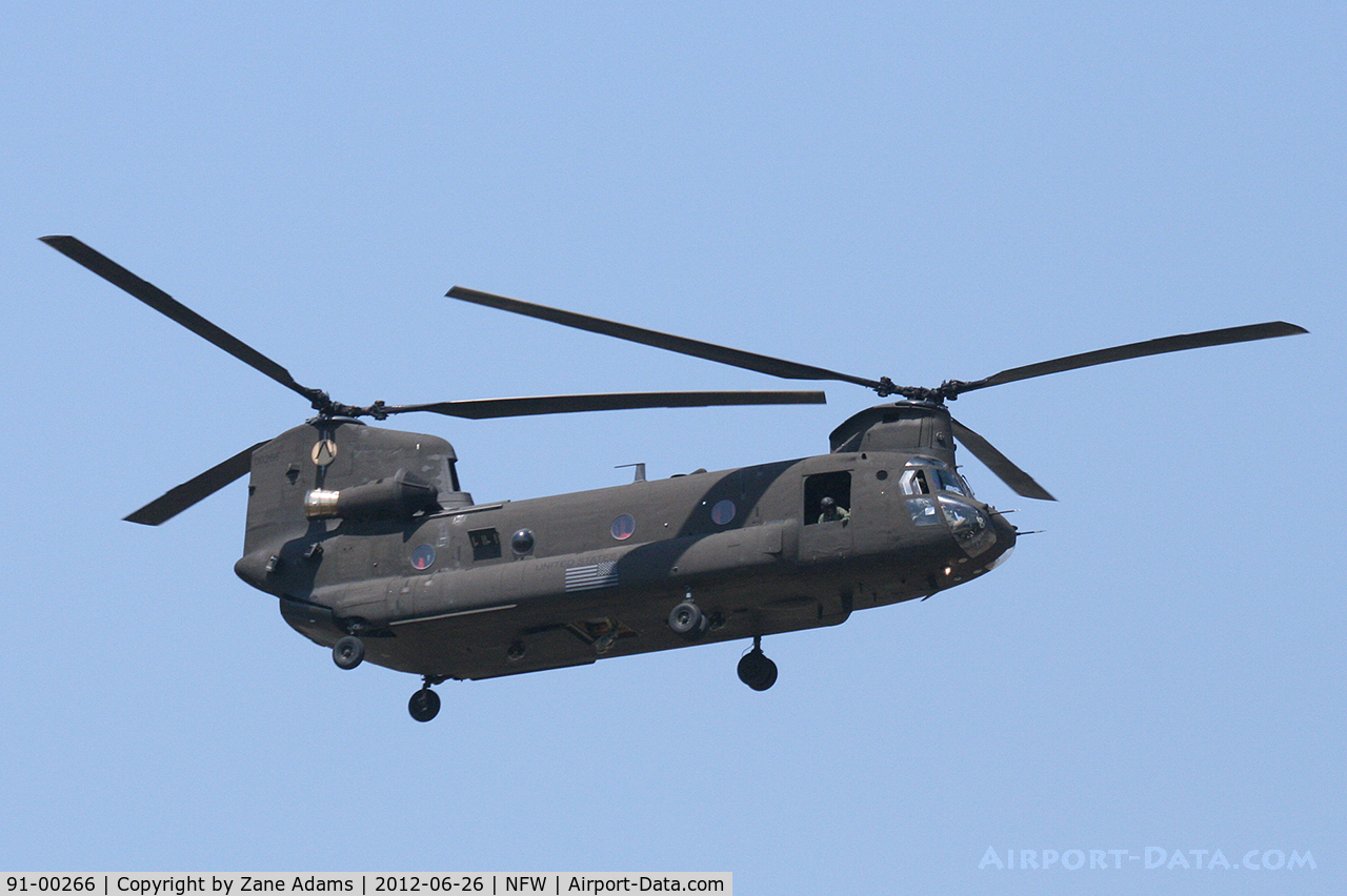91-00266, 1991 Boeing CH-47D C/N M.3415, US Army CH-47D Chinook arriving at NAS Fort Worth