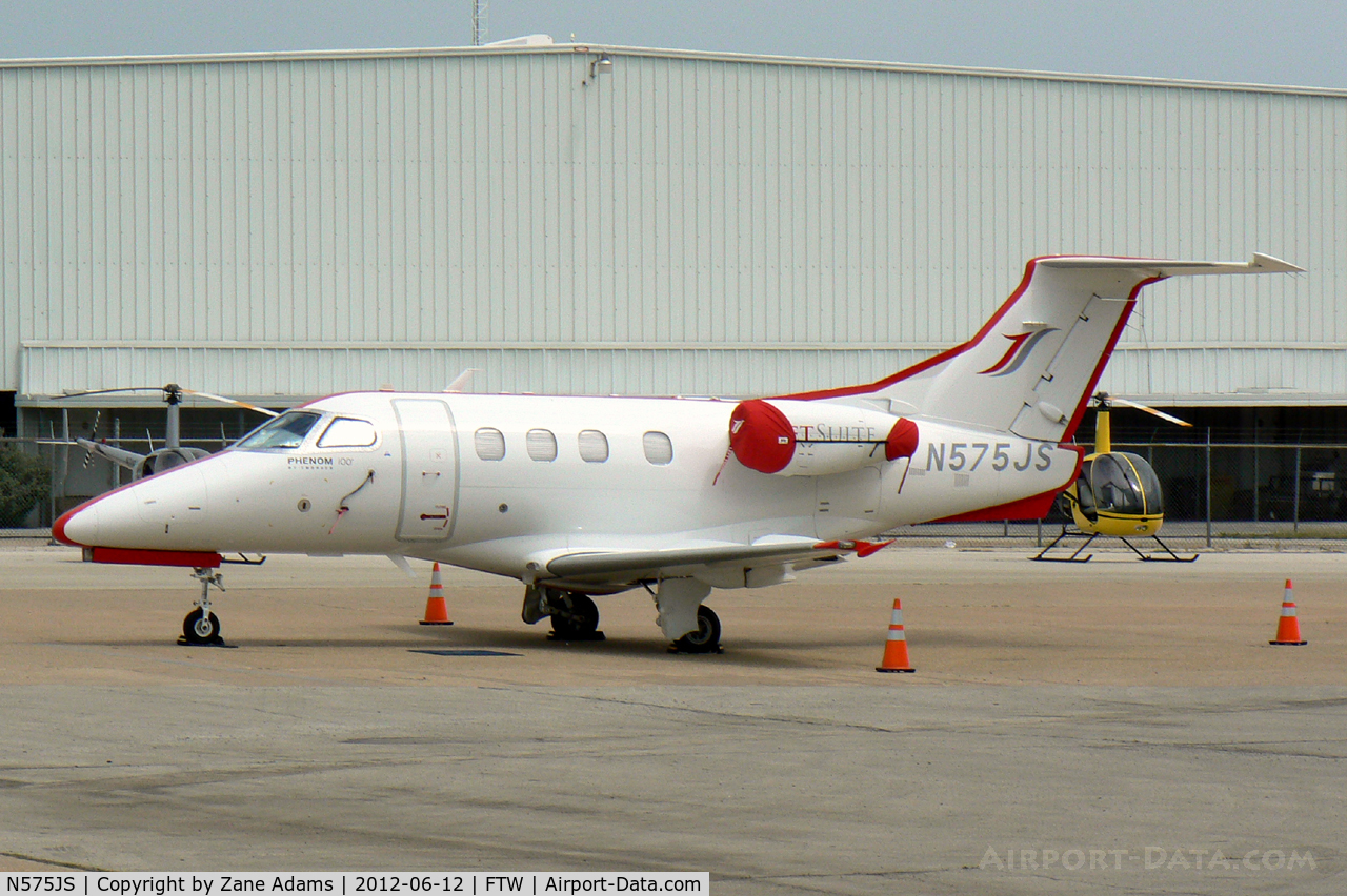 N575JS, 2009 Embraer EMB-500 Phenom 100 C/N 50000051, At Meacham Field - Fort Worth, TX