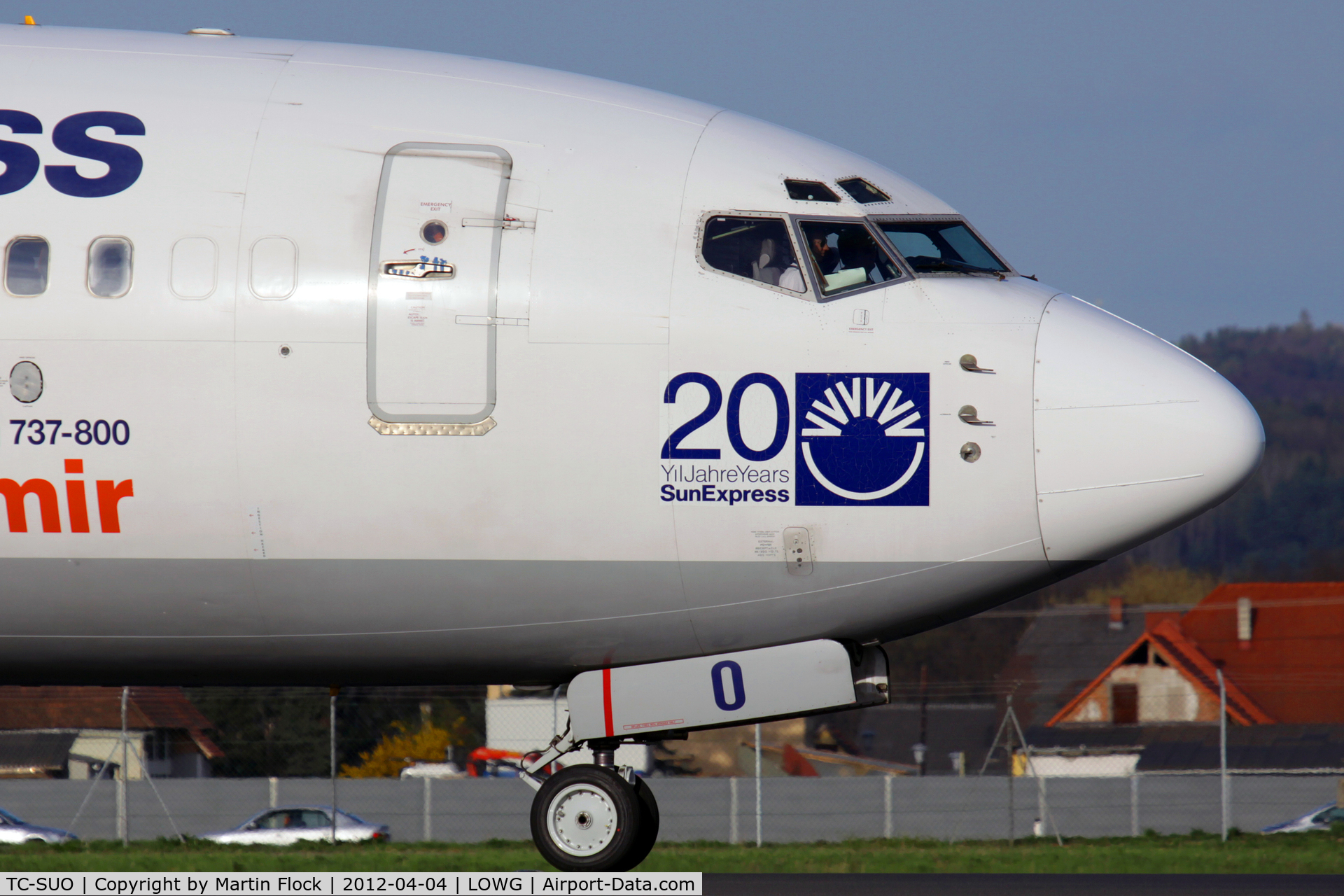 TC-SUO, 2001 Boeing 737-86Q C/N 30272, .....