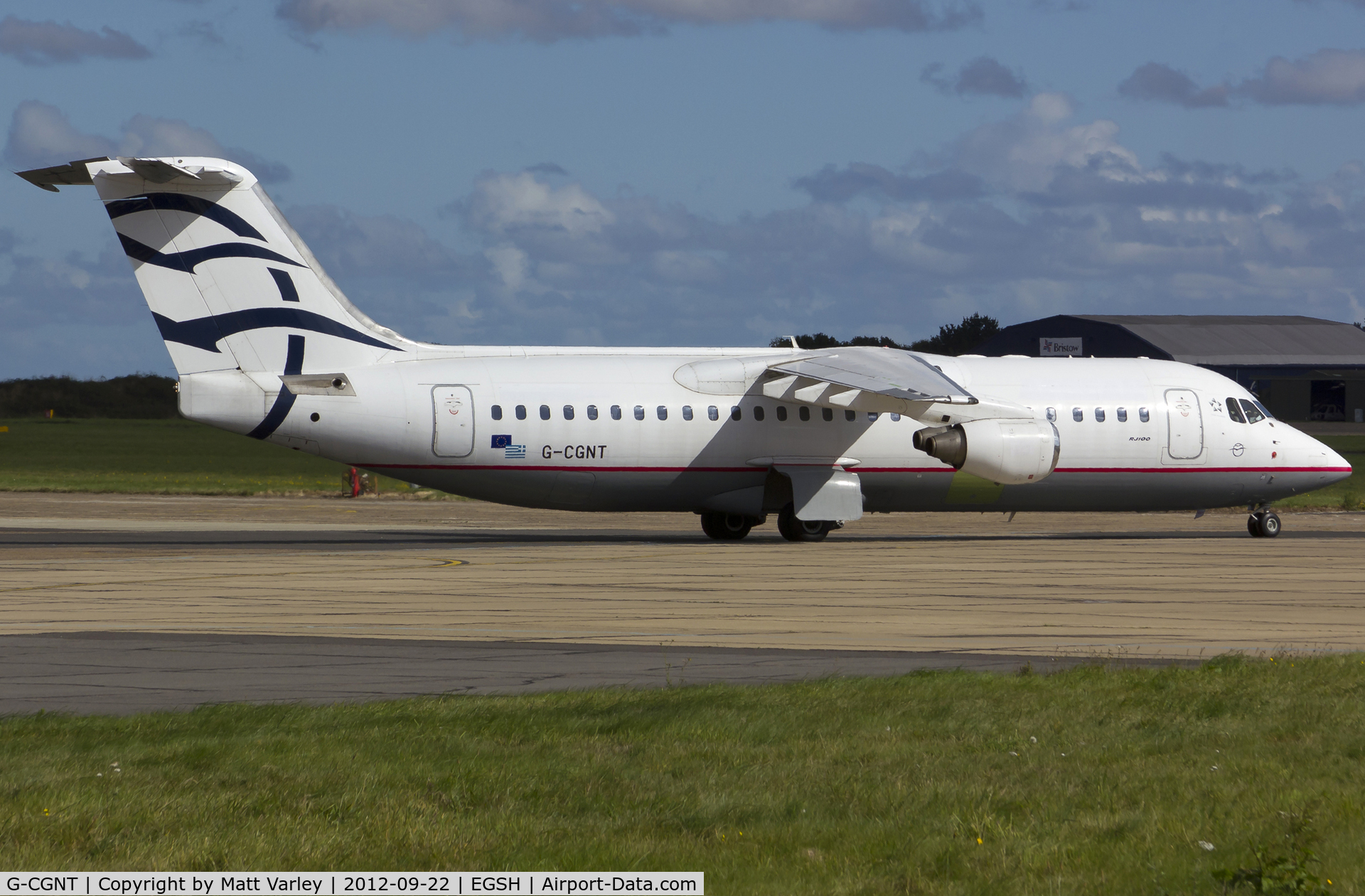 G-CGNT, 2000 Avro RJ100 C/N E.3374, Arriving at EGSH for spray by Air Livery.