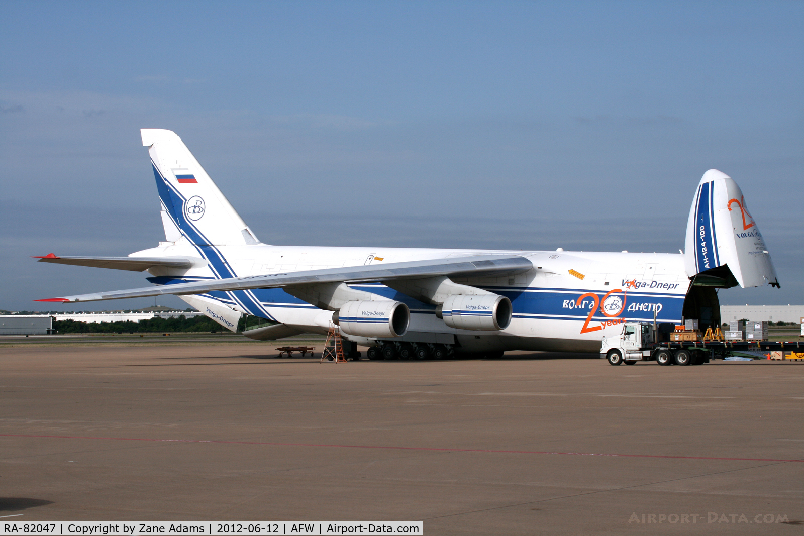 RA-82047, 1992 Antonov An-124-100 Ruslan C/N 9773053259121/0701, AN-124 at Alliance Airport - in town for Eurocopter X3 transport.