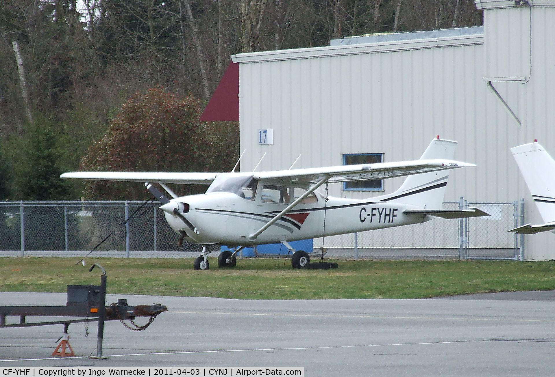 CF-YHF, 1969 Cessna 172K Skyhawk C/N 17258086, Cessna 172K Skyhawk at Langley Regional Airport, Langley BC