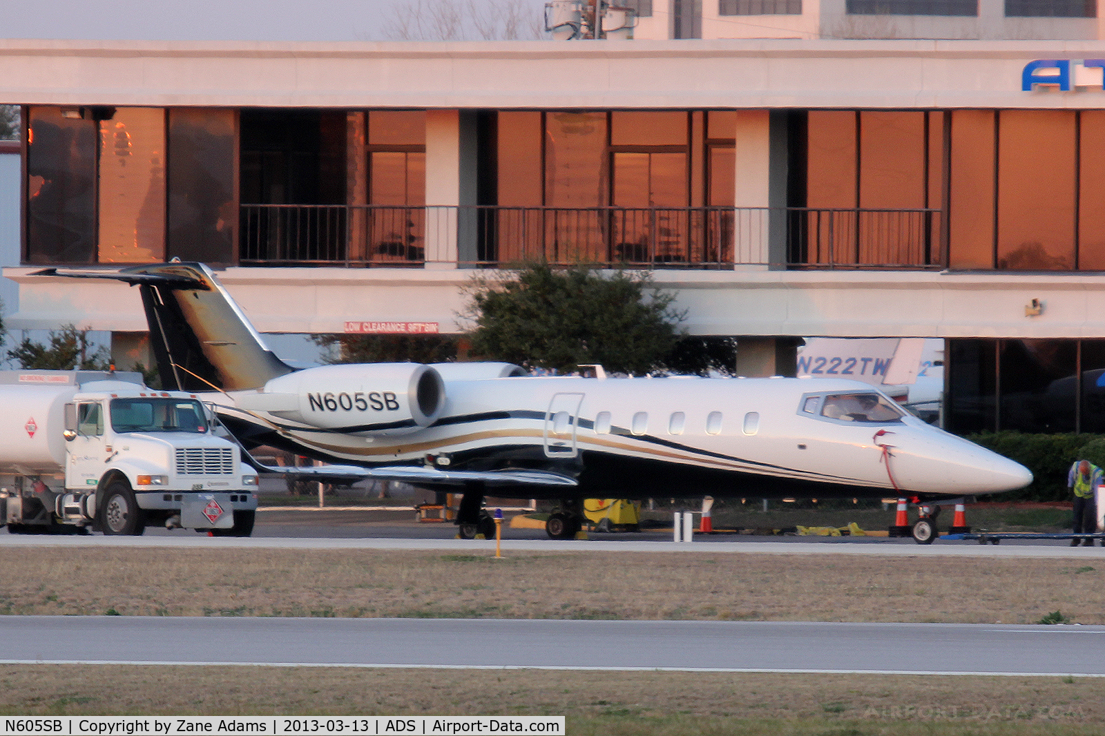 N605SB, 1999 Learjet 60 C/N 156, At Addison Airport