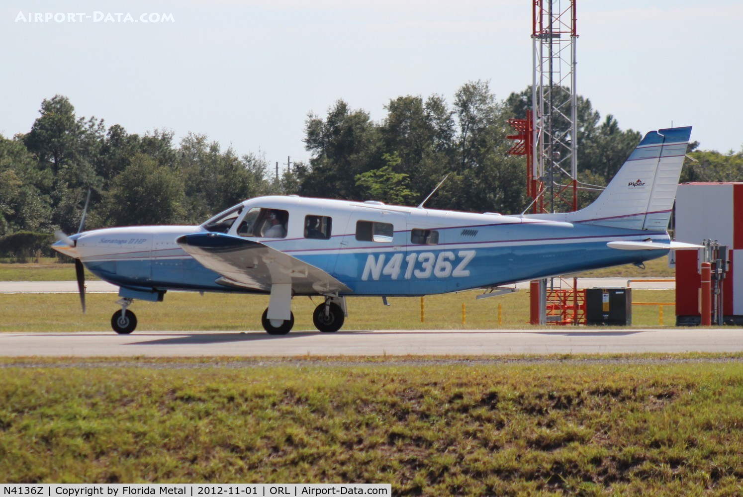 N4136Z, 1999 Piper PA-32R-301 Saratoga C/N 3246137, PA-32R-301