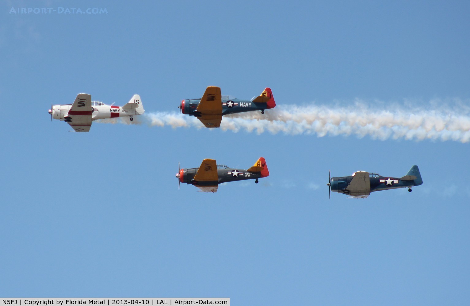N5FJ, North American AT-6 C/N 88-14705, Formation of SNJs and T-6s
