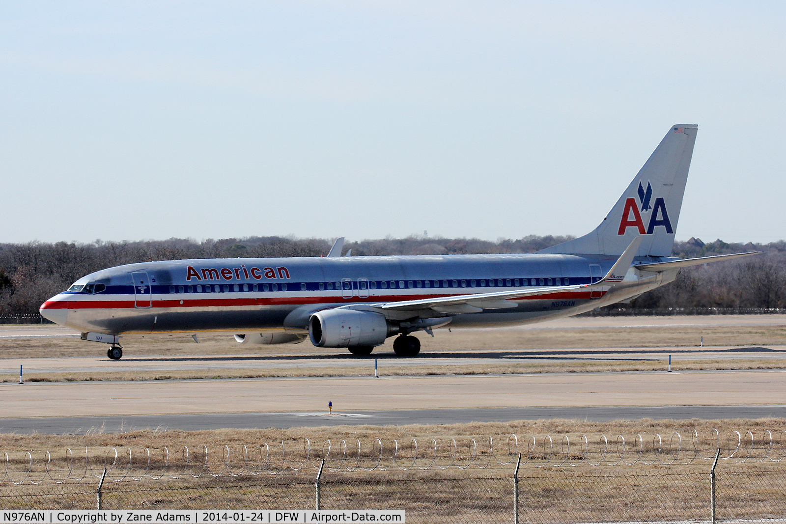 N976AN, 2001 Boeing 737-823 C/N 30099, American Airlines at DFW Airport
