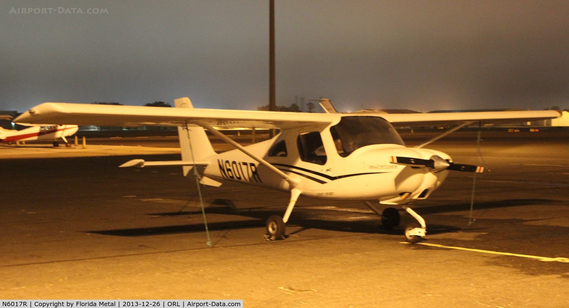 N6017R, Cessna 162 Skycatcher C/N 16200140, Skycatcher
