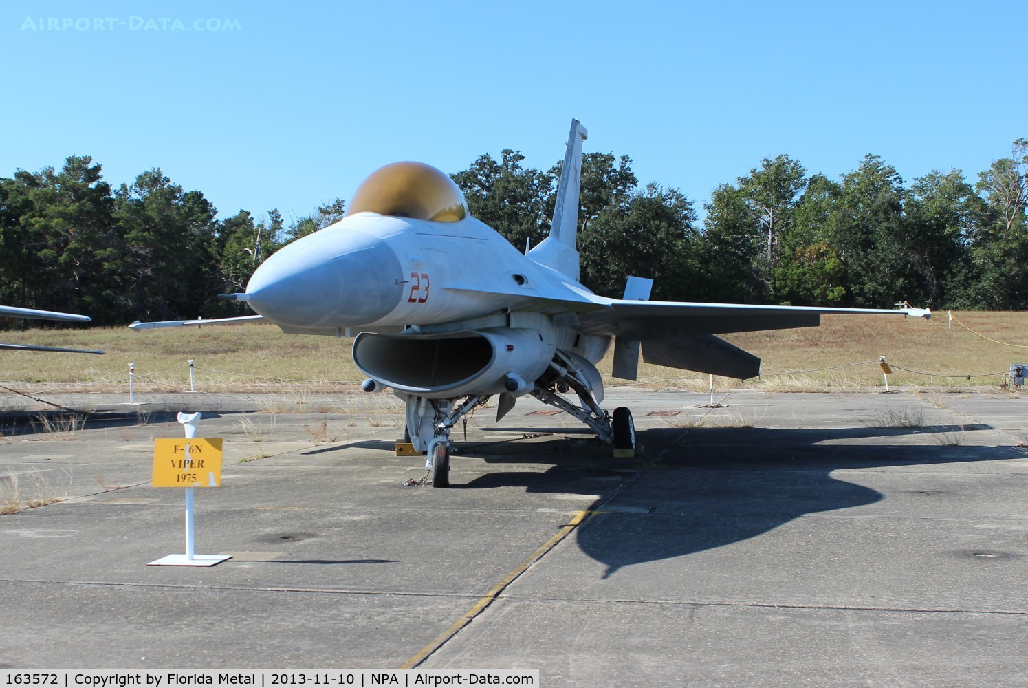 163572, General Dynamics F-16N Fighting Falcon C/N 3M-17, Navy F-16
