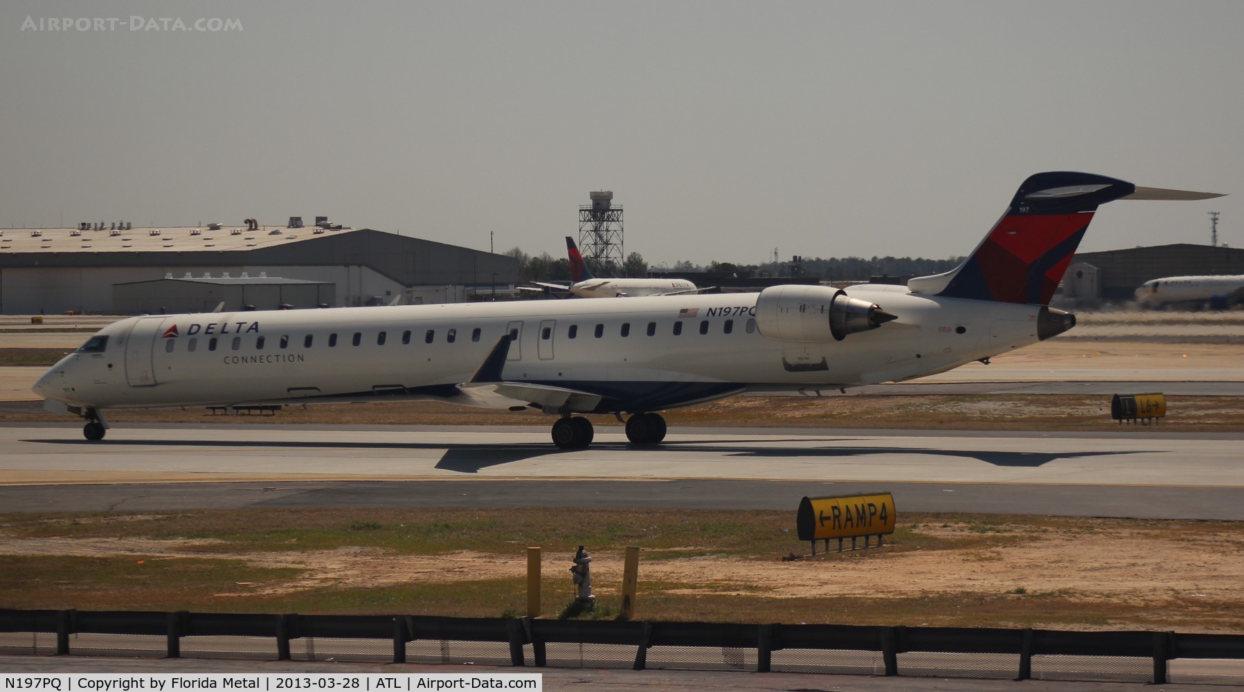 N197PQ, 2008 Bombardier CRJ-900ER (CL-600-2D24) C/N 15197, Delta Connection CRJ-900