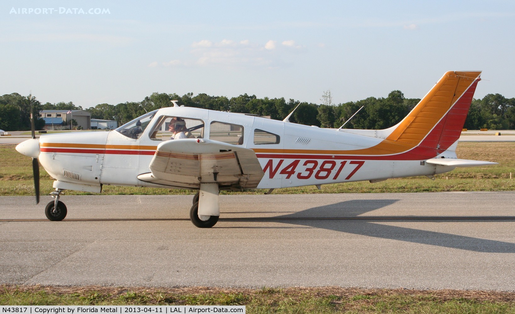 N43817, 1977 Piper PA-28R-201 Cherokee Arrow III C/N 28R-7737136, PA-28R-201