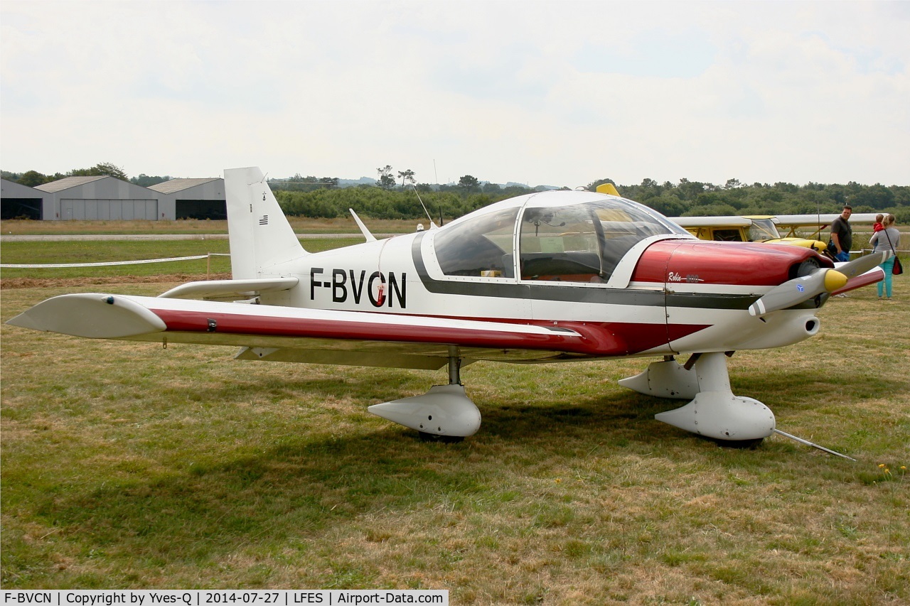 F-BVCN, 1974 Robin HR-200-100 Club C/N 22, Robin HR-200-100 Club, Static display, Guiscriff airfield (LFES) open day 2014