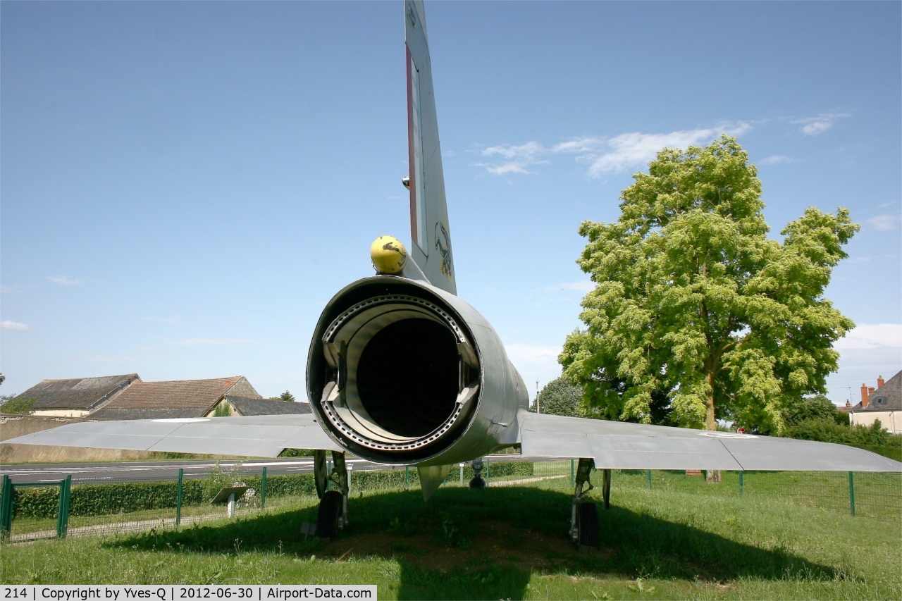 214, Dassault Mirage IIIB C/N 214, Dassault Mirage IIIB (2-FR), turbojet nozzle, preserved by 