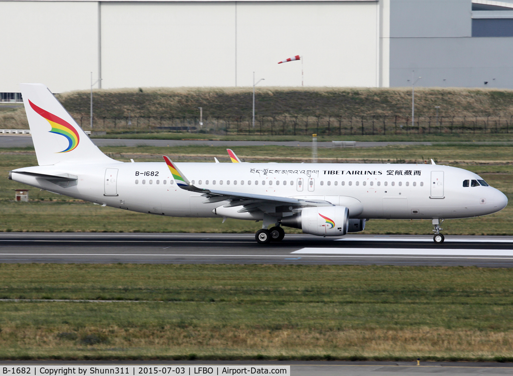 B-1682, 2014 Airbus A320-214 C/N 6626, Delivery day...
