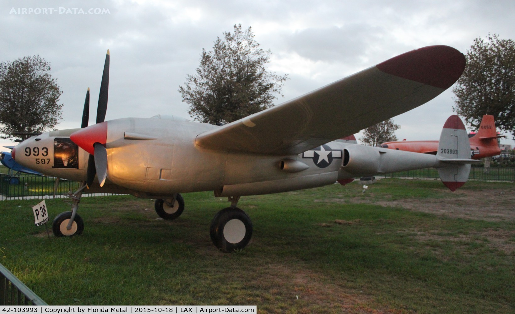 42-103993, Lockheed P-38 Lightning Replica C/N None, P-38 Replica Proud bird Restaurant LAX