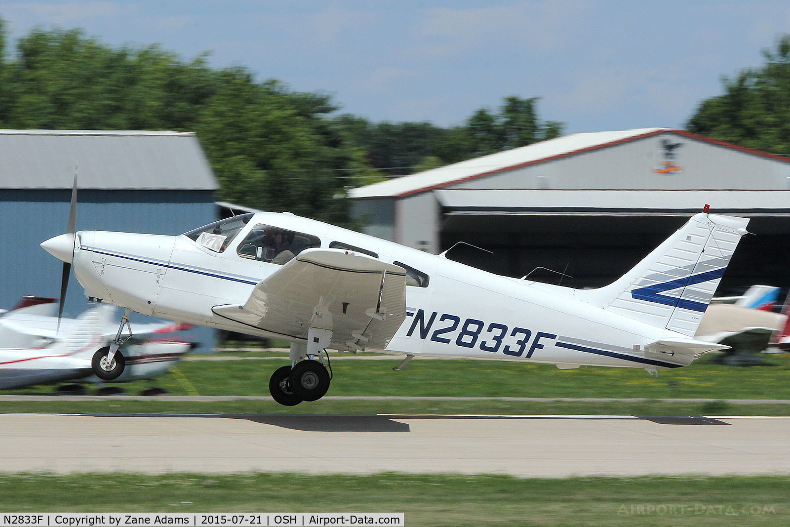 N2833F, 1979 Piper PA-28-161 C/N 28-7916452, 2015 - EAA AirVenture - Oshkosh Wisconsin