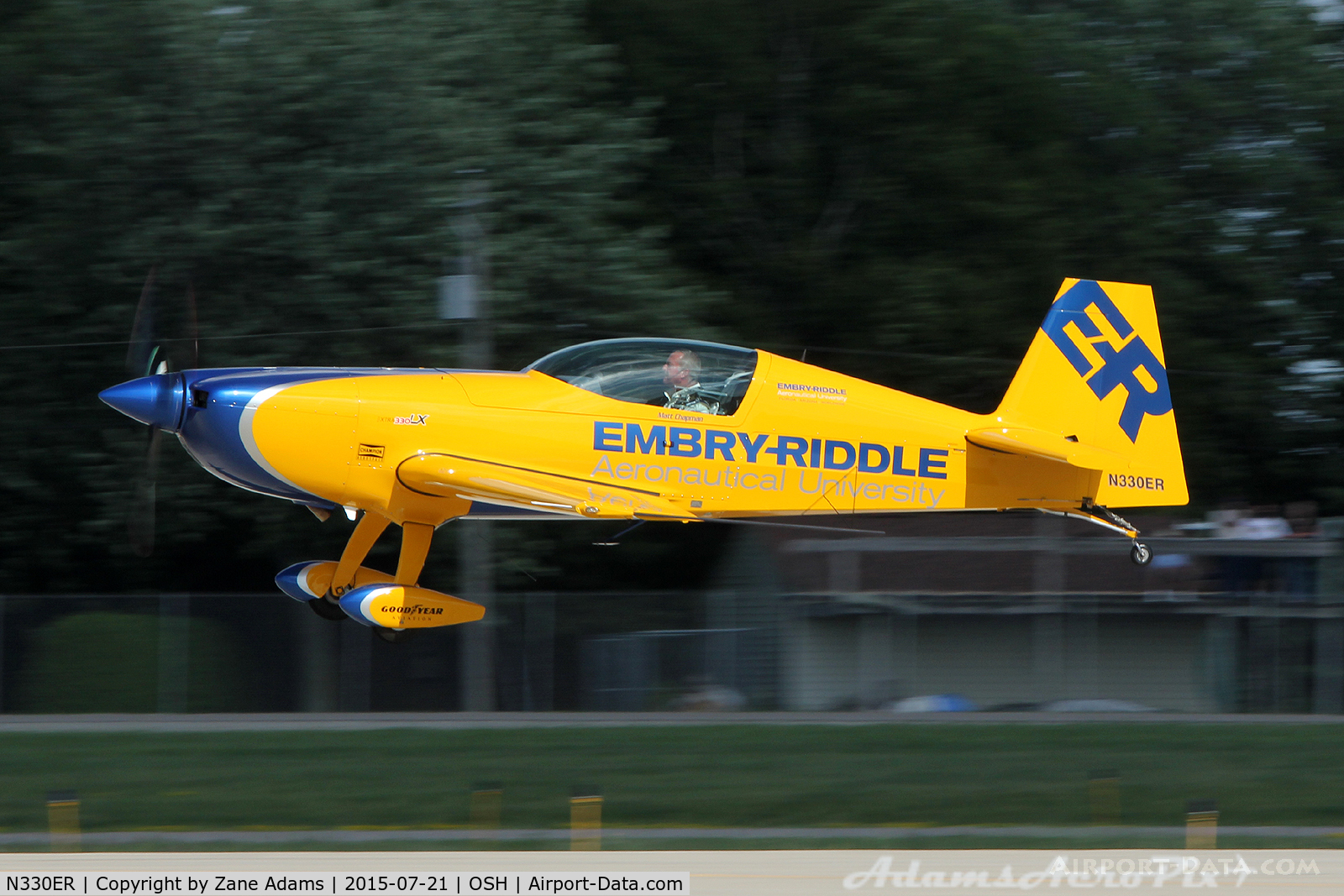 N330ER, 2015 Extra EA-300LC C/N LC044, 2015 EAA AirVenture - Oshkosh, Wisconsin