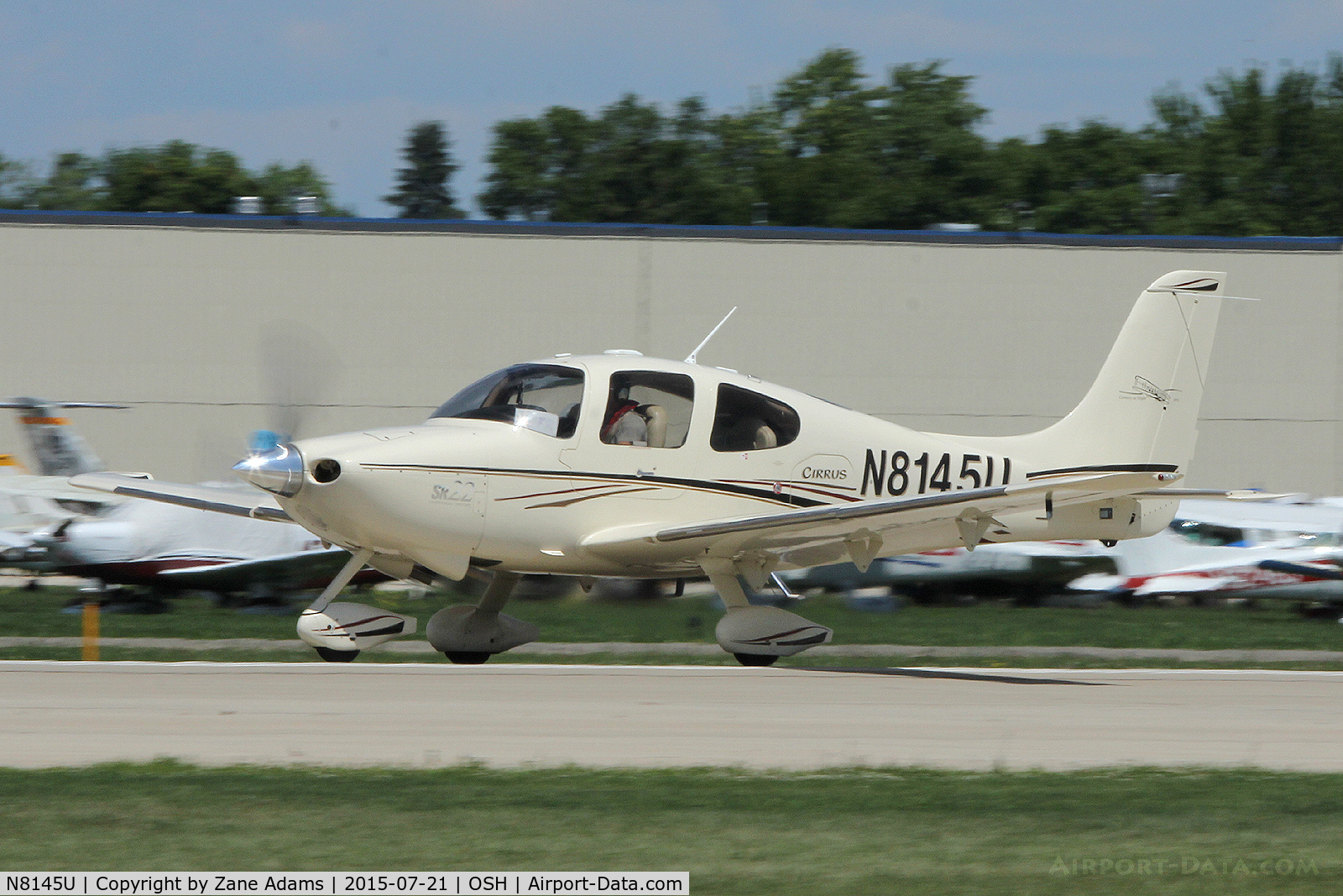 N8145U, 2003 Cirrus SR22 C/N 0683, 2015 EAA AirVenture - Oshkosh, Wisconsin
