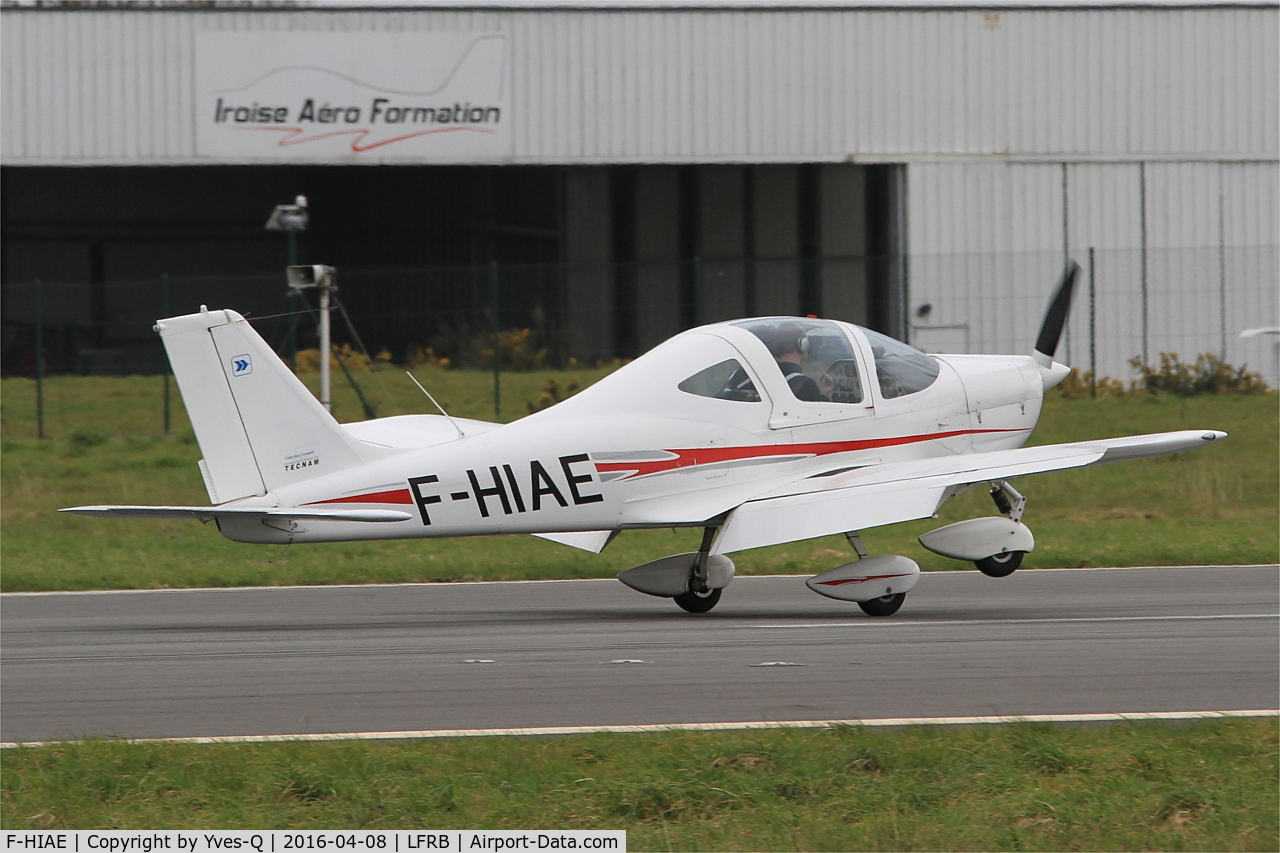 F-HIAE, Tecnam P-2002JF Sierra C/N Not found F-HIAE, Tecnam P2002 JF, Landing rwy 25L, Brest-Bretagne airport (LFRB-BES)