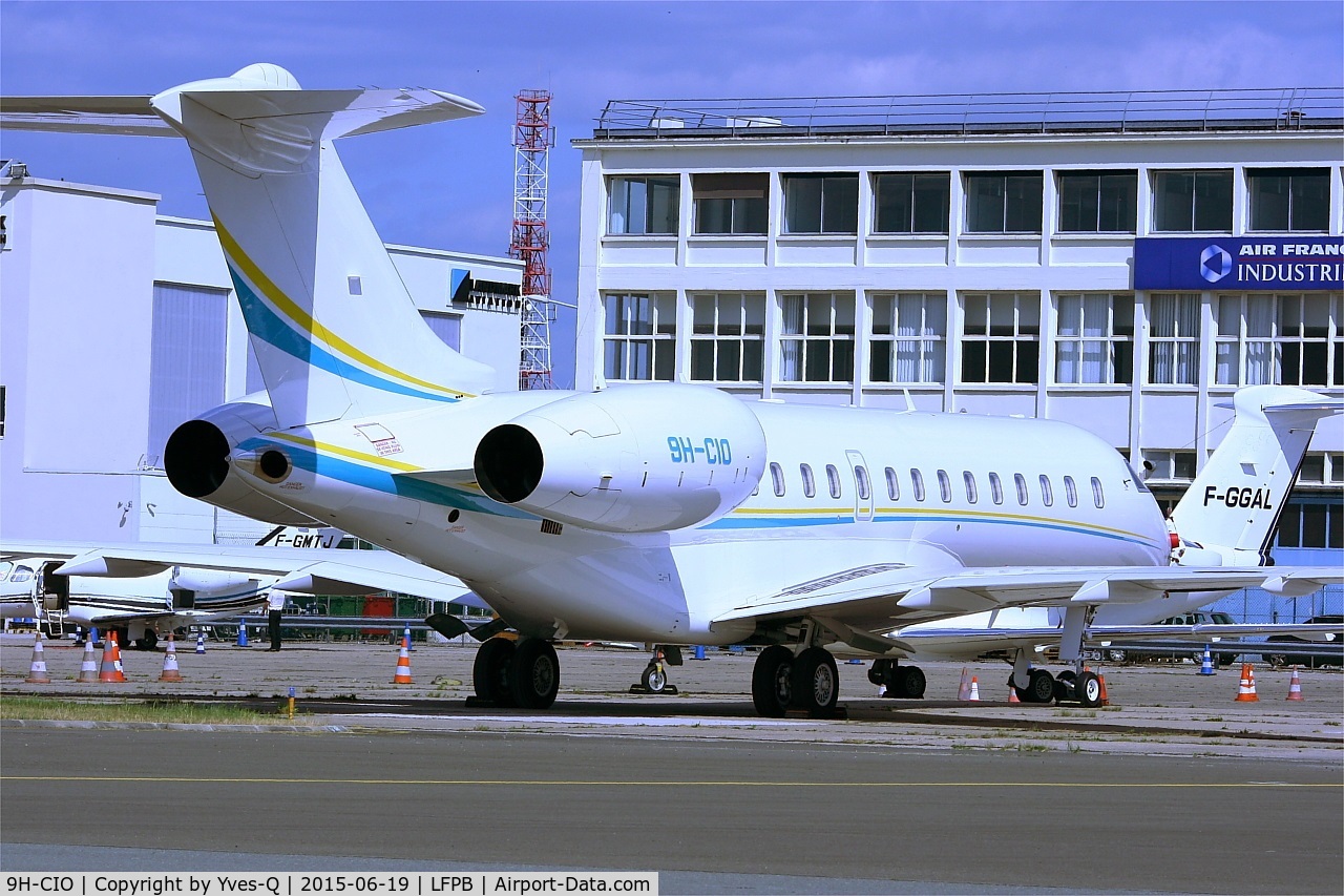 9H-CIO, 2013 Bombardier BD-700-1A10 Global 6000 C/N 9535, Bombardier Global 6000, Parking area, Paris-Le Bourget (LFPB-LBG)