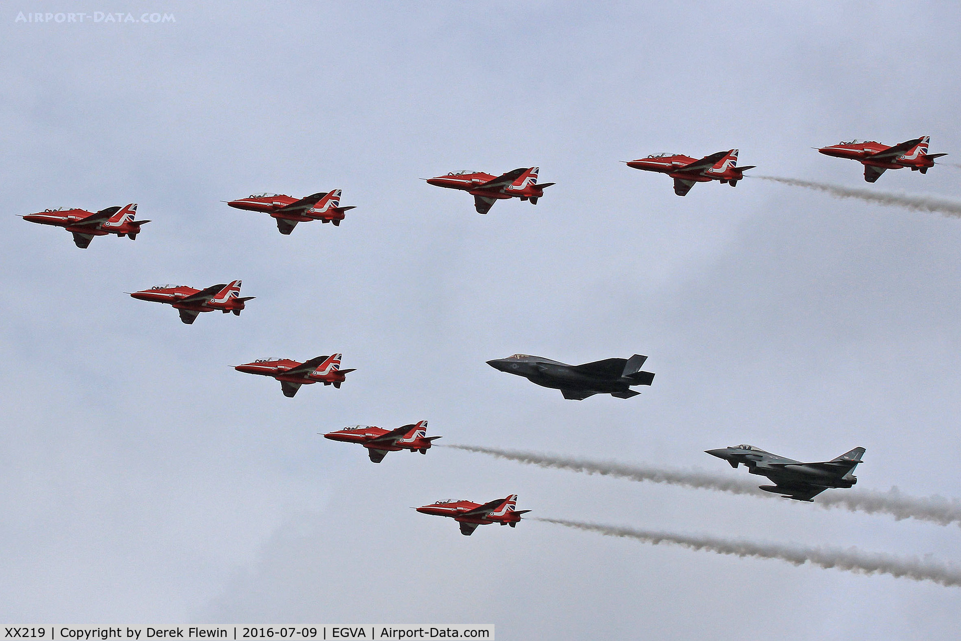 XX219, 1978 Hawker Siddeley Hawk T.1A C/N 055/312055, Joint flypast featuring the F-35B, RAF Typhoon and the Red Arrows display team, RIAT 2016.