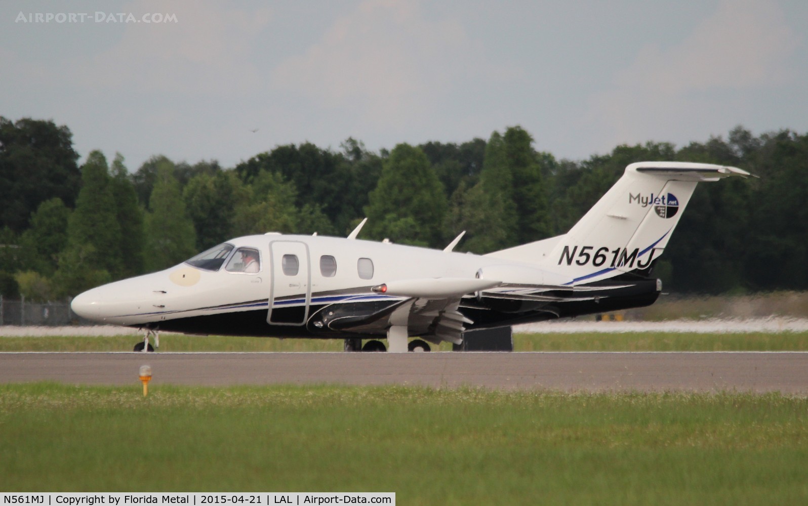 N561MJ, 2008 Eclipse Aviation Corp EA500 C/N 000140, Eclipse 500