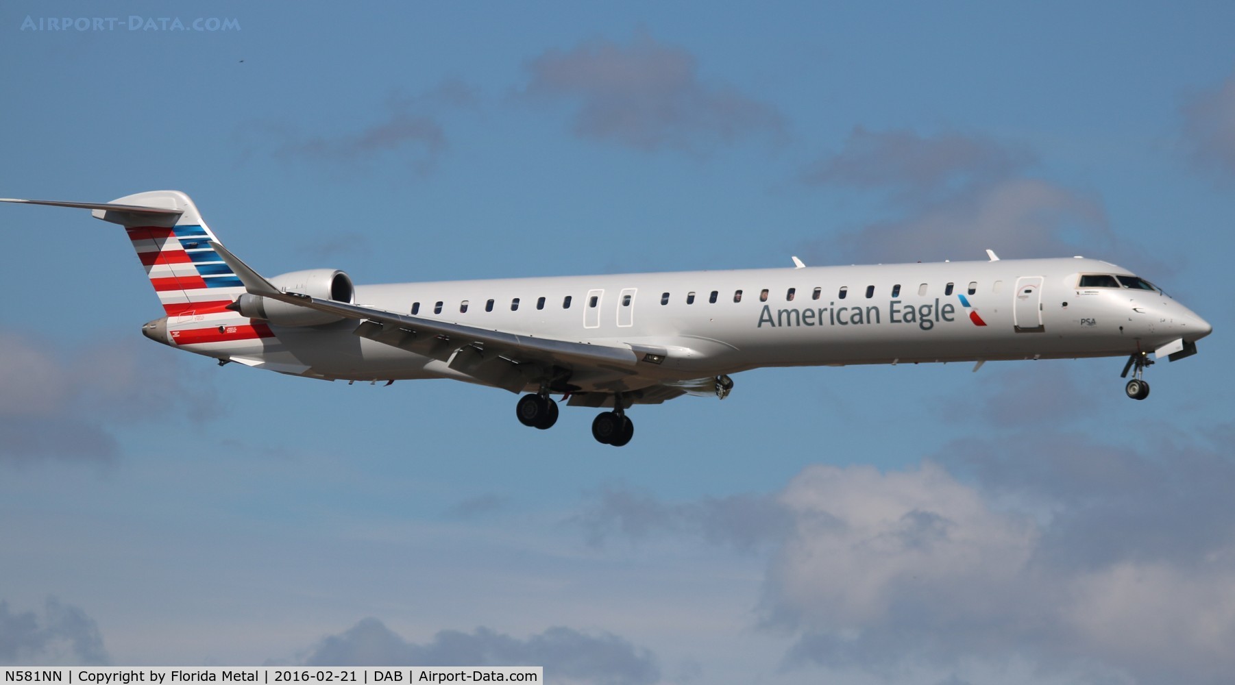 N581NN, 2015 Bombardier CRJ-900 (CL-600-2D24) C/N 15384, American Eagle