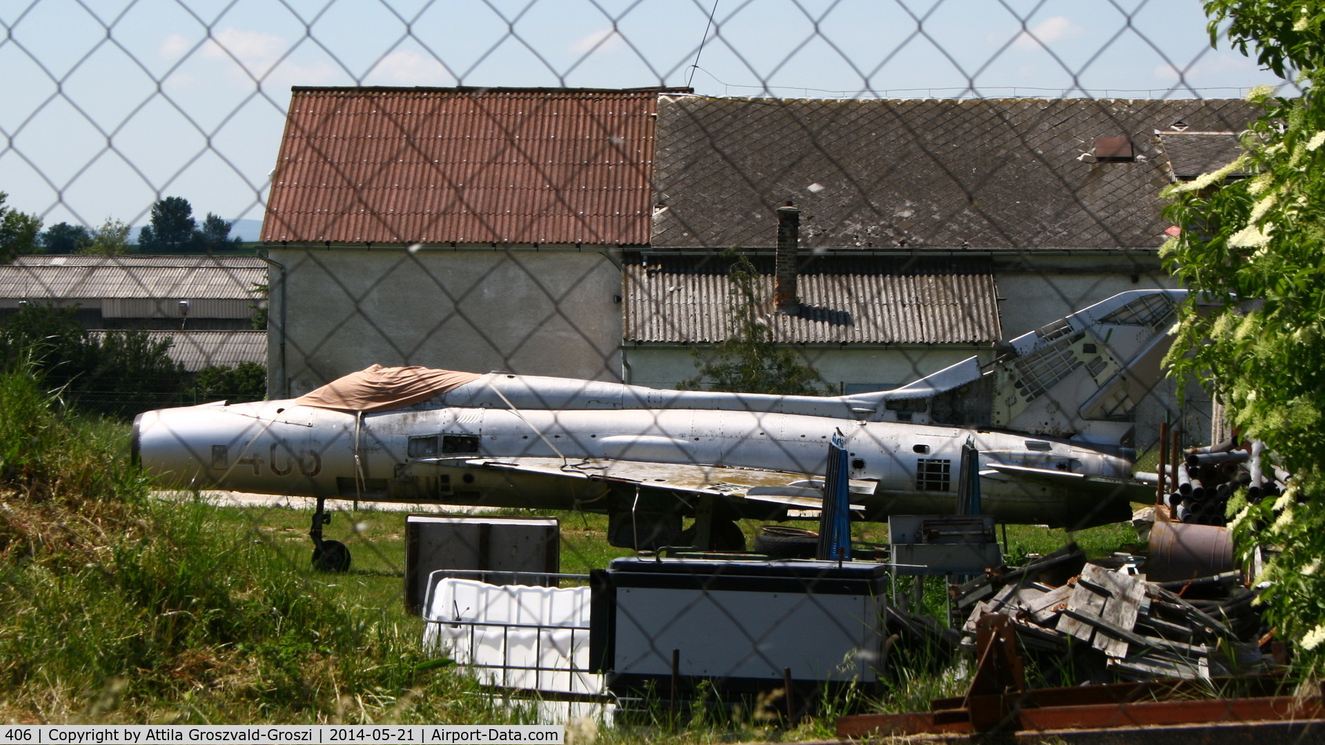 406, 1964 Mikoyan-Gurevich MiG-21PF C/N 760406, Kövesgyür-puszta, Hungary. A collector's site