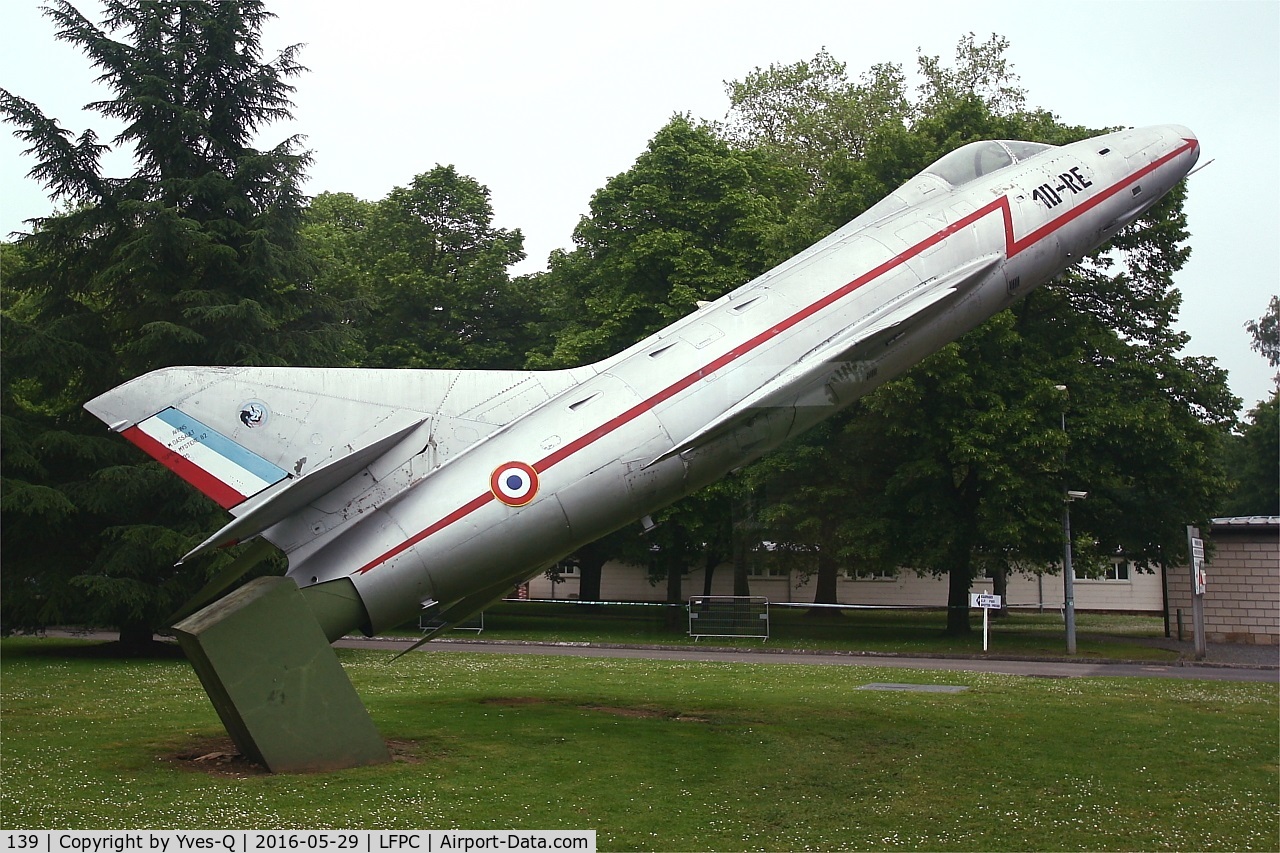 139, Dassault Super Mystere B.2 C/N 139, Dassault Super Mystere B.2 (10-RE), Preserved at Creil Air Base 110(LFPC-CSF)