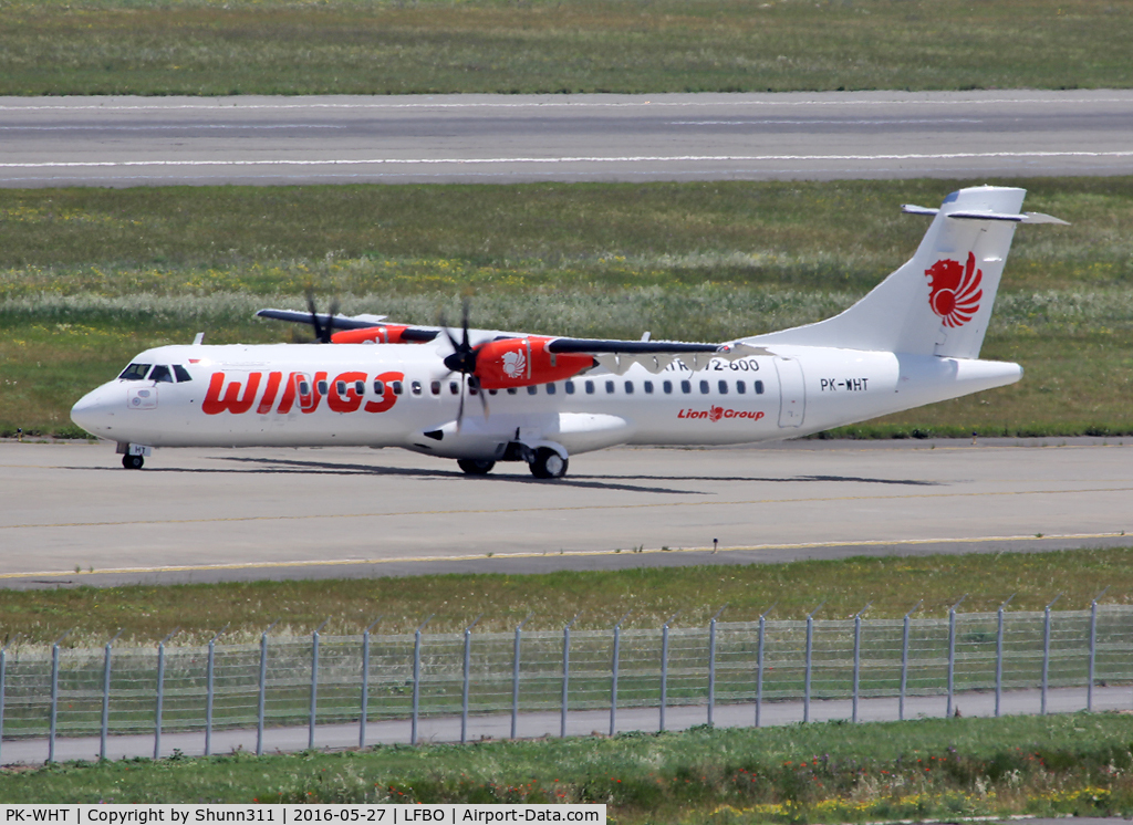 PK-WHT, 2016 ATR 72-600 (72-212A) C/N 1327, Delivery day...