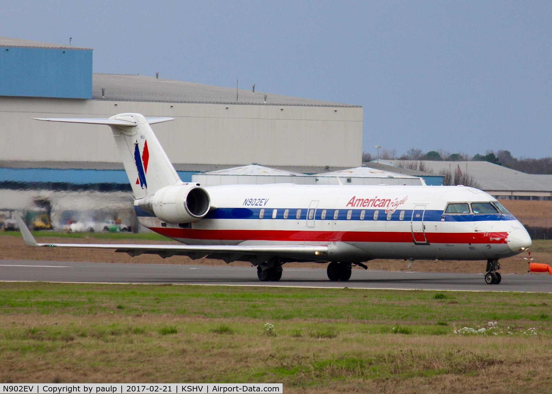 N902EV, 2002 Bombardier CRJ-200ER (CL-600-2B19) C/N 7620, At Shreveport Regional.