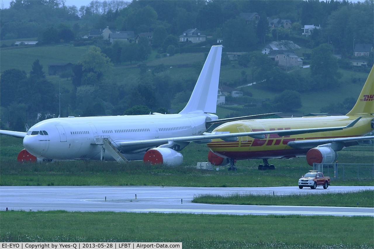 EI-EYO, 2002 Airbus A330-243 C/N 494, Airbus A330-243, Stored and pending dismantling by Tarmac Aerosave,Tarbes-Lourdes-Pyrénées airport (LFBT-LDE)