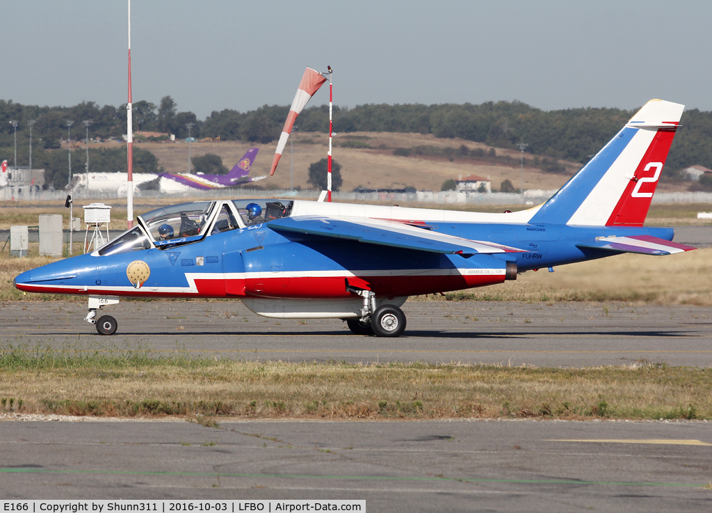 E166, Dassault-Dornier Alpha Jet E C/N E166, Taxxing for departure... Coded as '2'