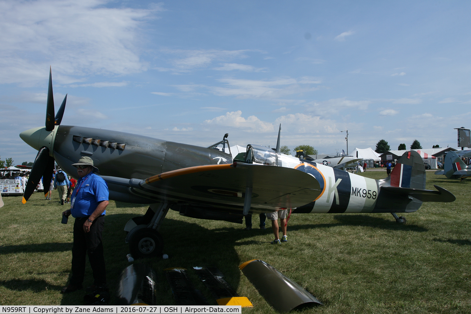 N959RT, 1944 Supermarine 361 Spitfire IXc C/N CBAF.8125, At the 2016 EAA AirVenture - Oshkosh, Wisconsin