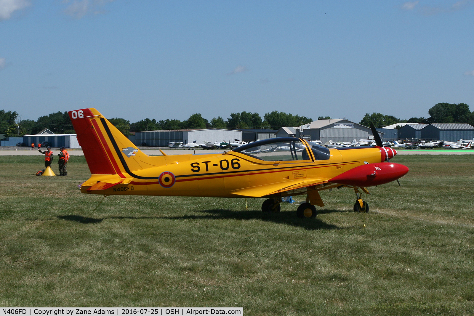 N406FD, 1990 SIAI-Marchetti SF-260D C/N 771, At the 2016 EAA AirVenture - Oshkosh, Wisconsin
