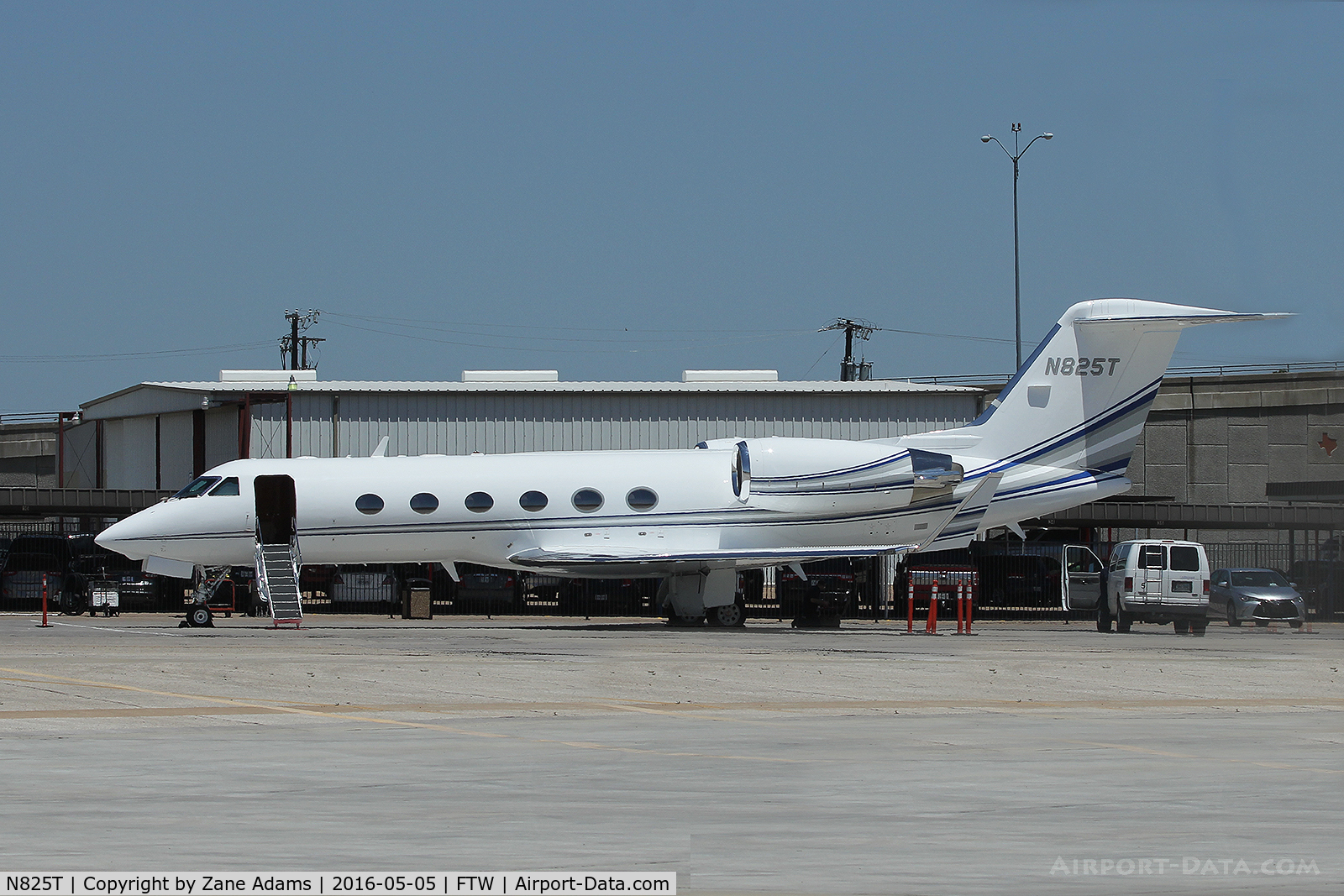N825T, 2004 Gulfstream Aerospace G-IV Gulfstream G300 C/N 1535, At Meacham Field - Fort Worth, TX
