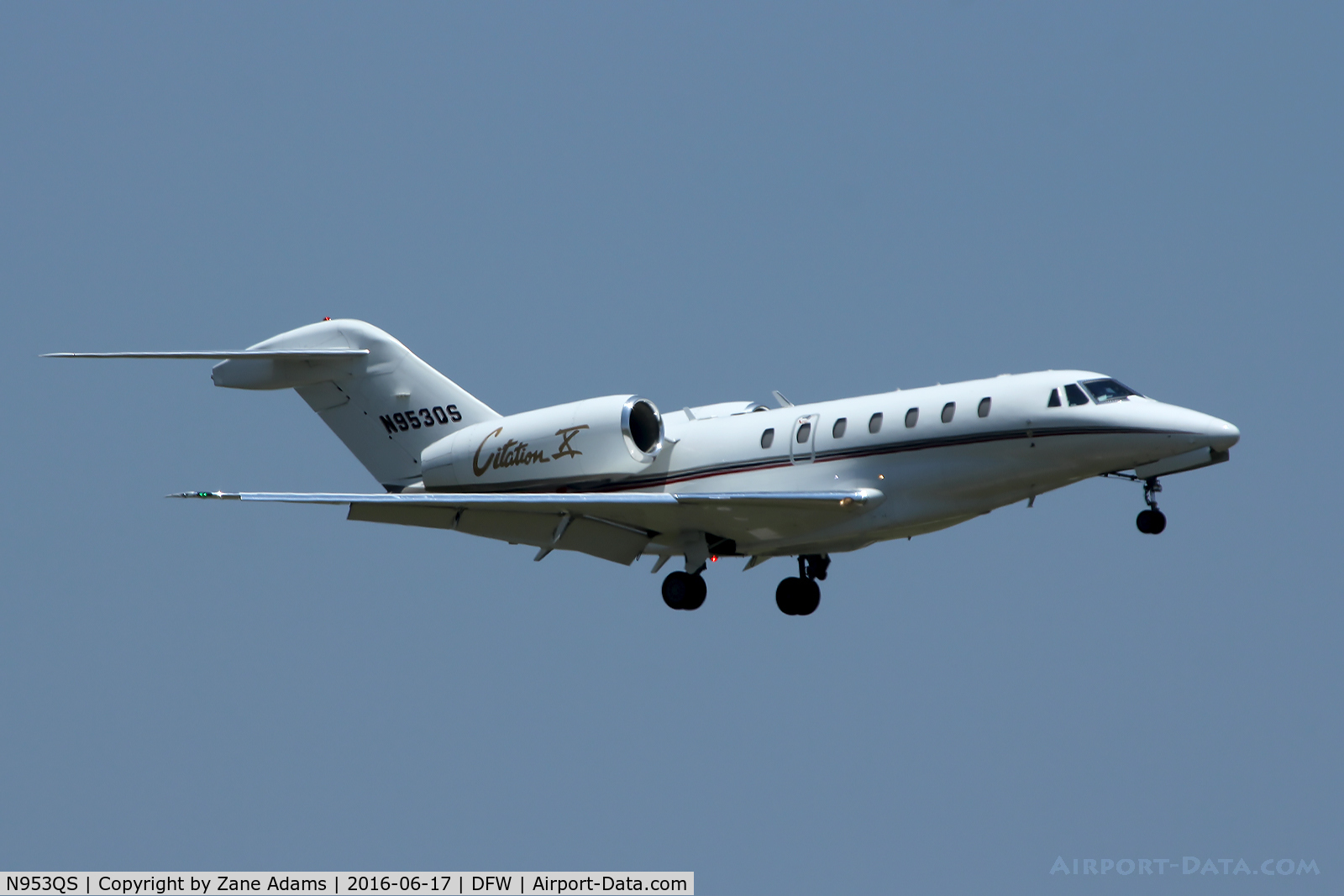 N953QS, 2001 Cessna 750 Citation X Citation X C/N 750-0153, Arriving at DFW Airport