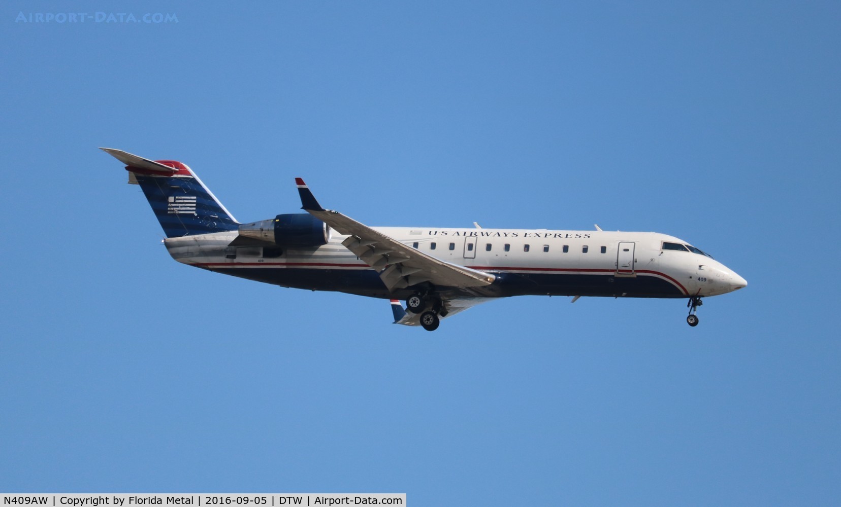 N409AW, 2000 Bombardier CRJ-200LR (CL-600-2B19) C/N 7447, USAirways Express