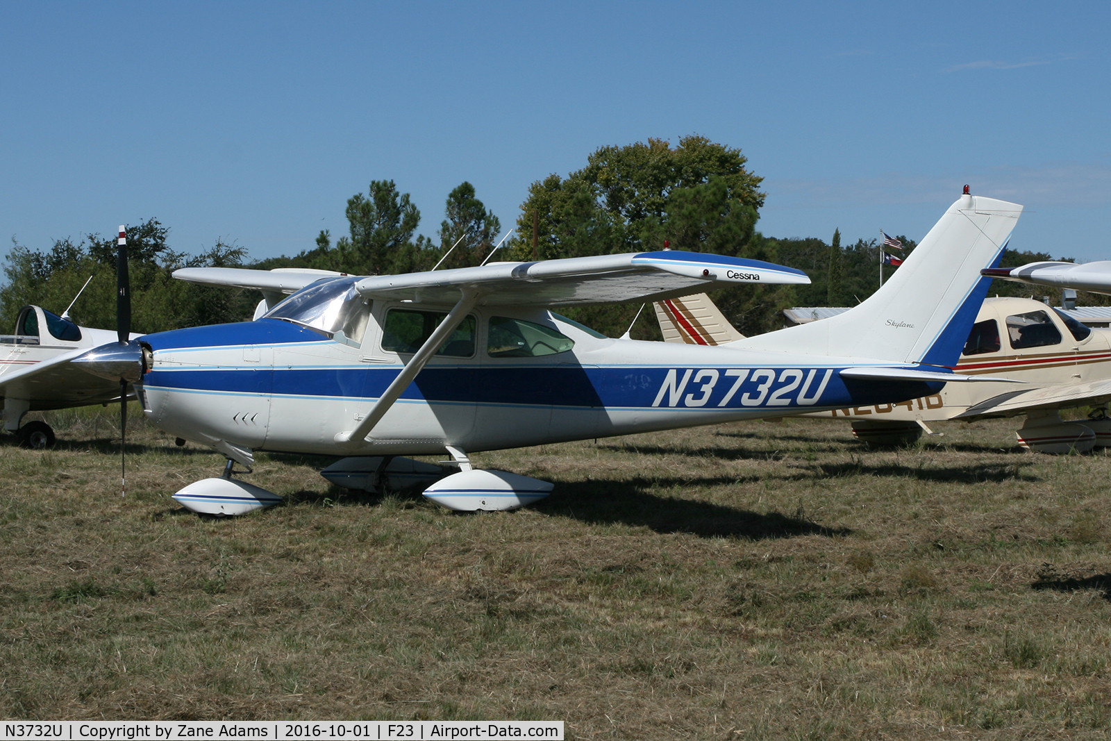 N3732U, 1963 Cessna 182G Skylane C/N 18255132, At the 2016 Ranger, Texas Fly-in