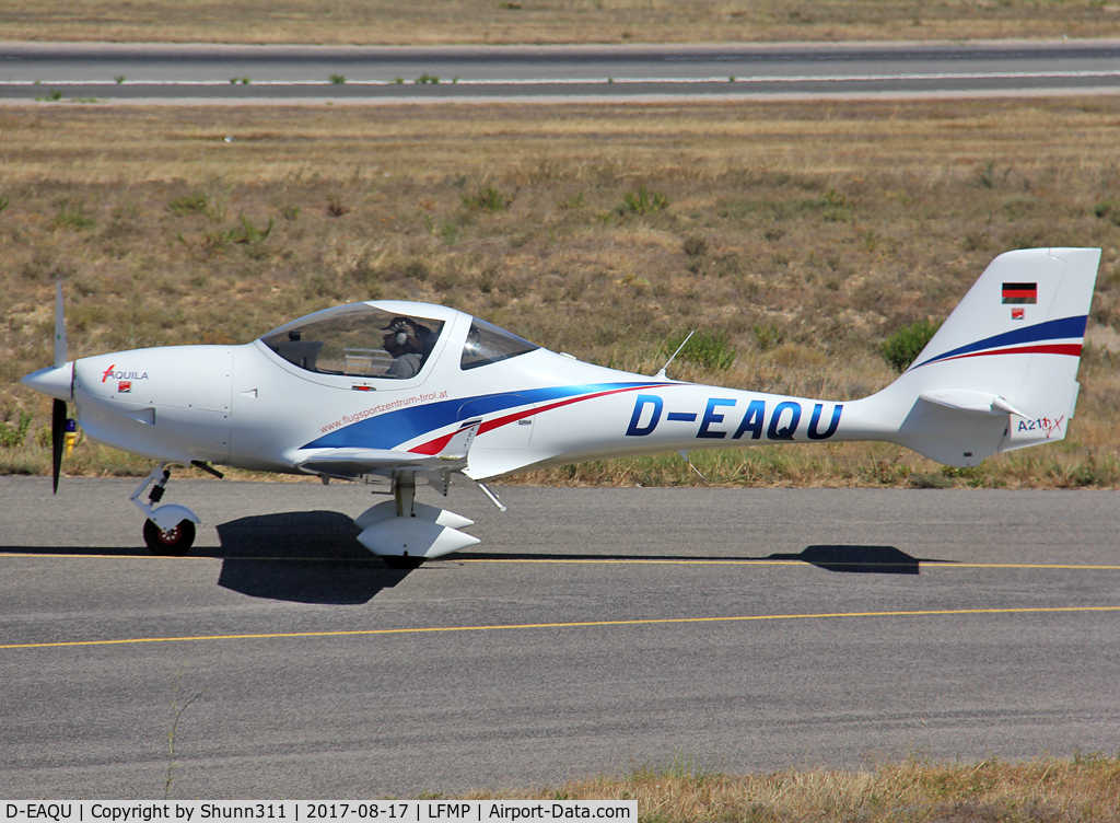 D-EAQU, Aquila A210 (AT01) C/N AT01-170, Taxiing holding point rwy 15 for departure...