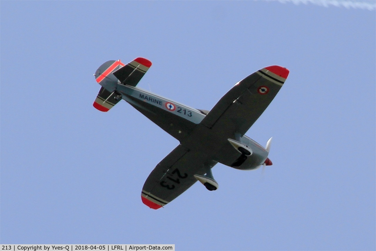 213, Mudry CAP-10B C/N 213, Mudry CAP-10 B, Short approach rwy 23, Lanvéoc-Poulmic Naval Air Base (LFRL)