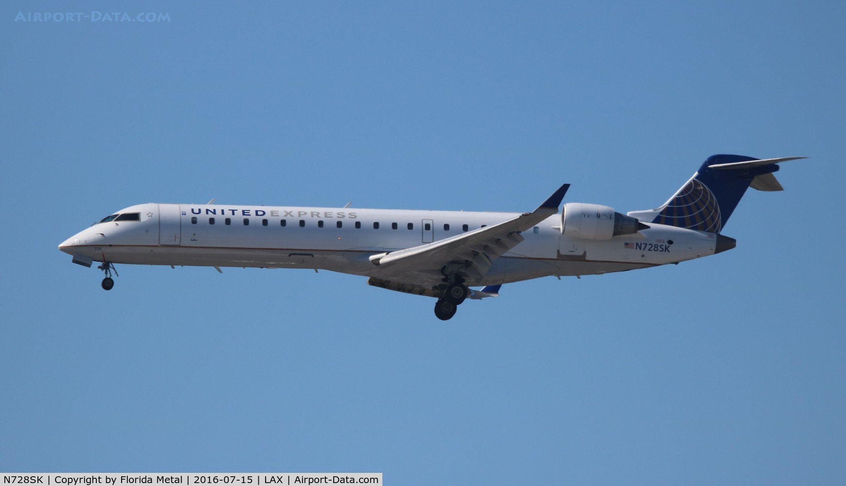 N728SK, 2005 Bombardier CRJ-701 (CL-600-2C10) Regional Jet C/N 10192, United Express